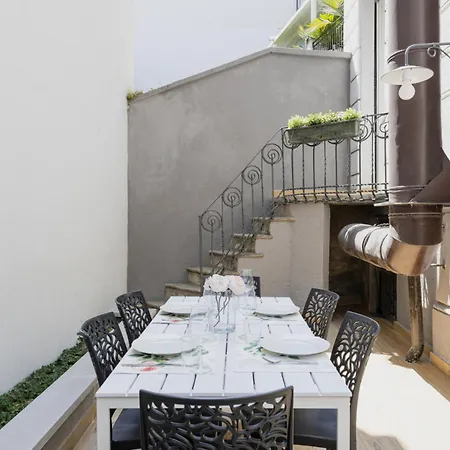 Easylife - Elegante Con Terrazzo In Cinque Giornate