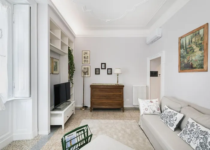 Easylife - Elegante Con Terrazzo In Cinque Giornate *