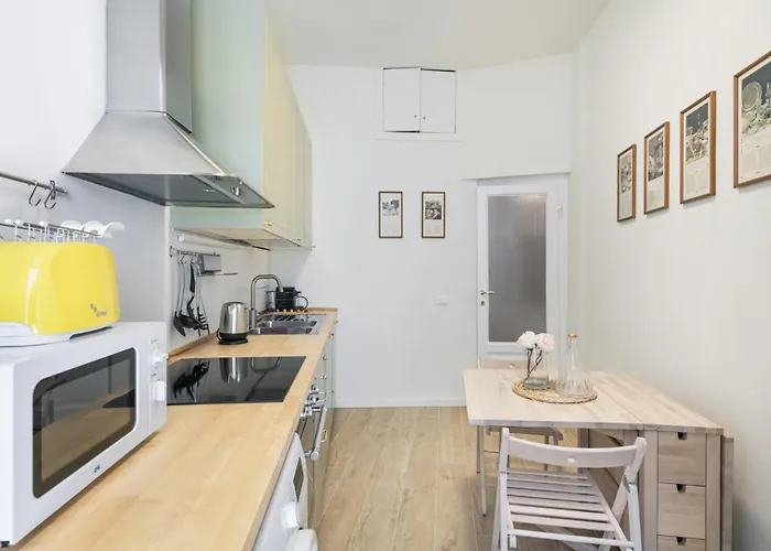 Easylife - Elegante Con Terrazzo In Cinque Giornate Appartamento Milano